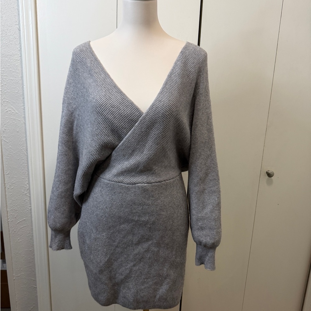 AKIRA Gray Backless Knit Dress size L - Picture 2 of 10